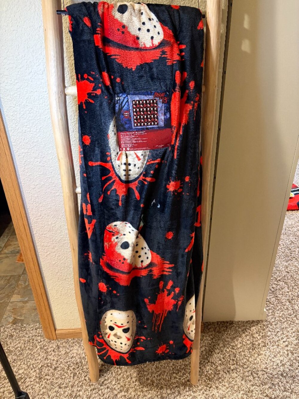 Friday the 13th Jason Plush Blanket Full Queen 90x90 Horror Halloween NWT